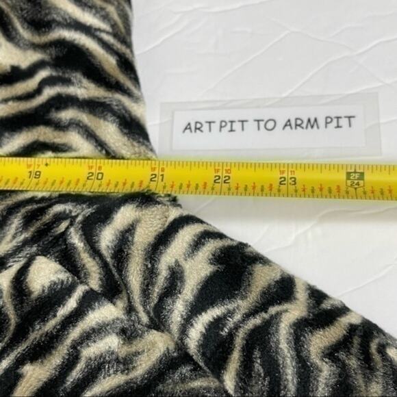 Giancarlo Ferrari Black & Ivory Tiger Print Faux Fur Vintage Coat Size 14 - Picture 10 of 11